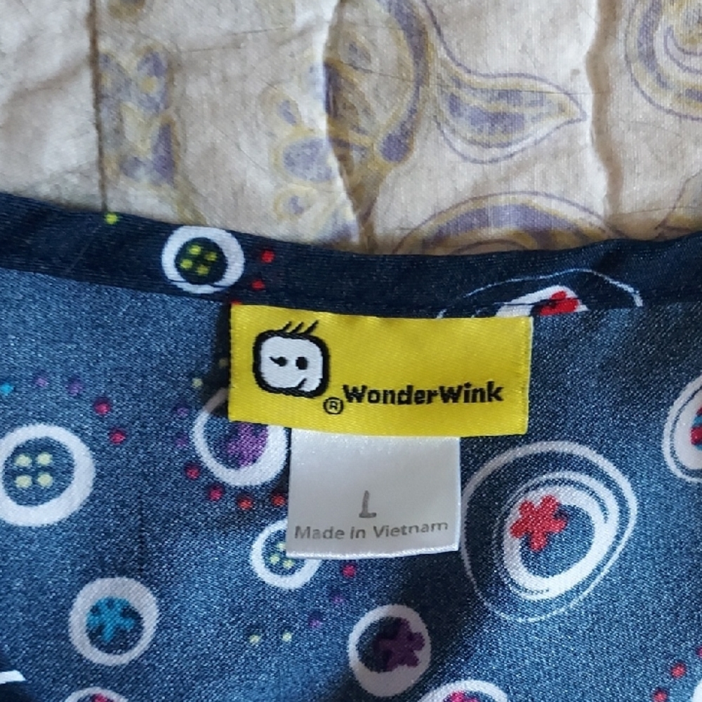 WonderWink Women's Blue Patterned Top